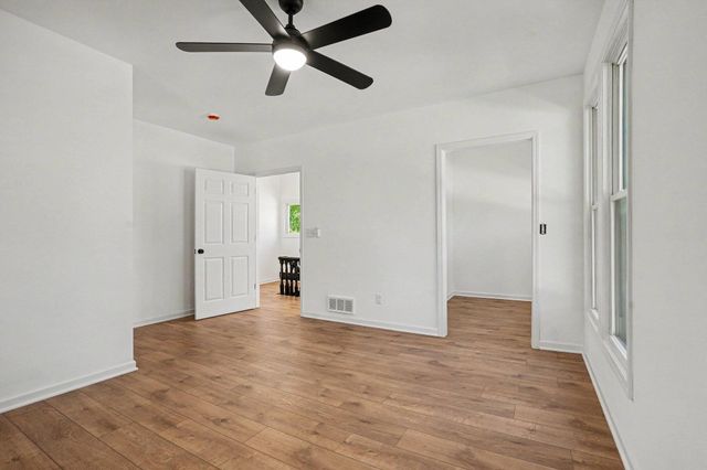 230 N Union Street, Ithaca, MI 48847