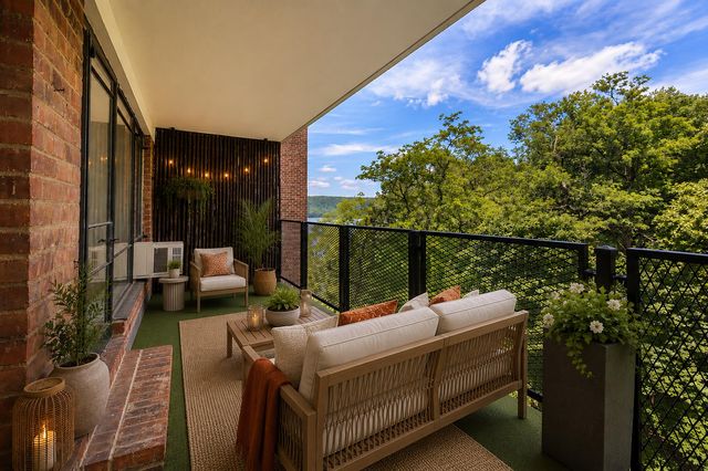 2727 Palisade Ave Apt 9B, New York City, NY 10463