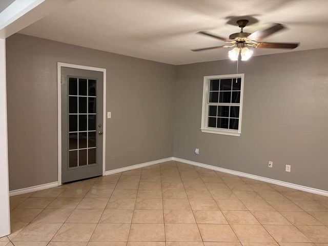 14525 Chapperal Pipeline Road A, Conroe, TX 77302