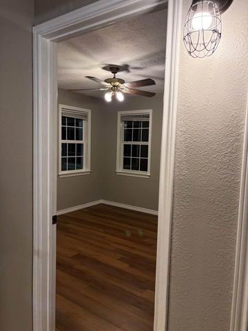 14525 Chapperal Pipeline Road A, Conroe, TX 77302