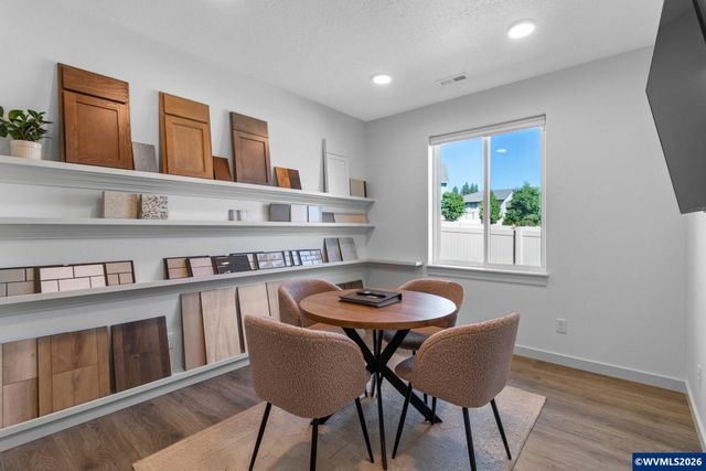 3194 S 13th St, Lebanon, OR 97355