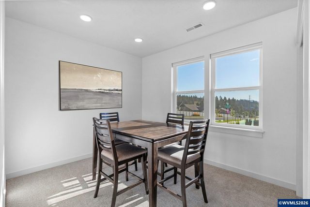 3194 S 13th St, Lebanon, OR 97355