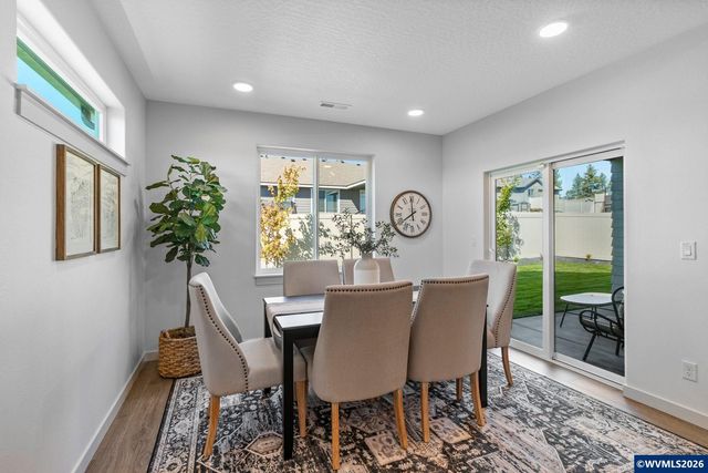 3194 S 13th St, Lebanon, OR 97355