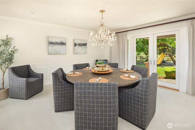 20729 SE 34th Street, Sammamish, WA 98075