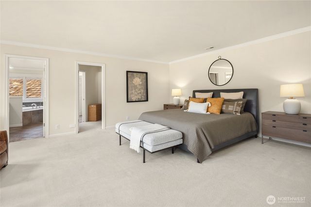 20729 SE 34th Street, Sammamish, WA 98075