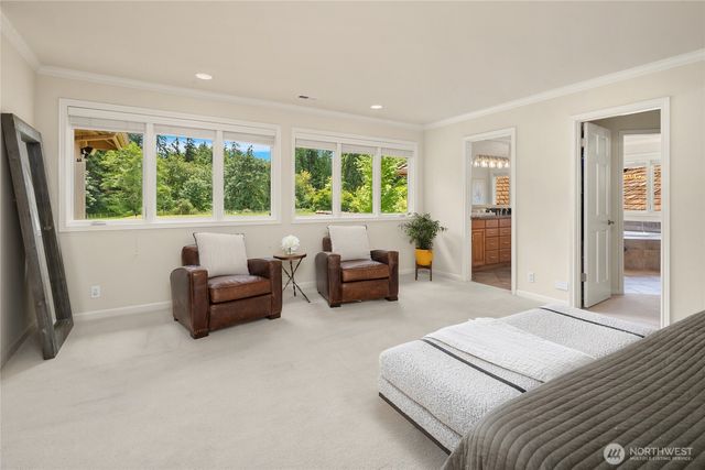 20729 SE 34th Street, Sammamish, WA 98075