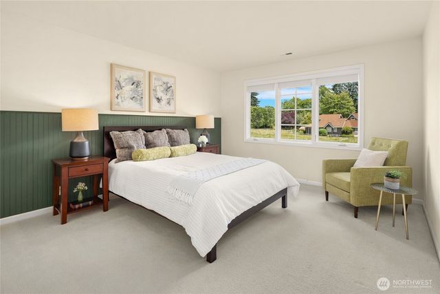 20729 SE 34th Street, Sammamish, WA 98075