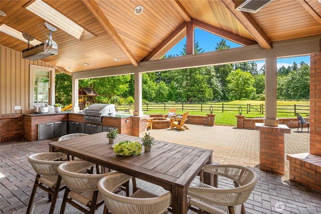 20729 SE 34th Street, Sammamish, WA 98075