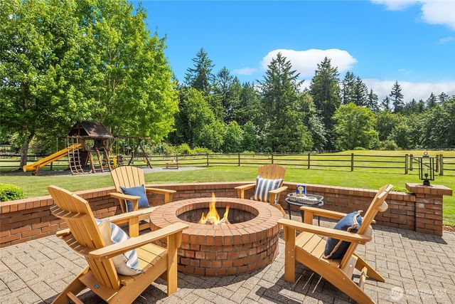 20729 SE 34th Street, Sammamish, WA 98075