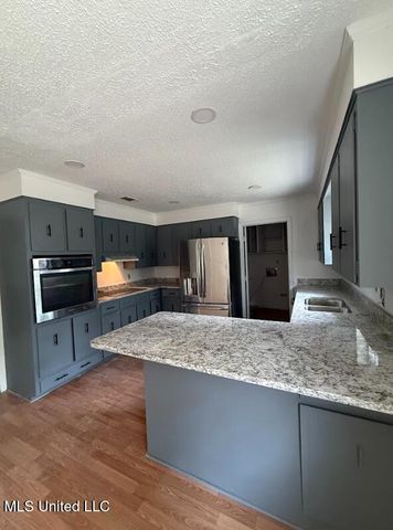 607 Spryfield Road, Jackson, MS 39212