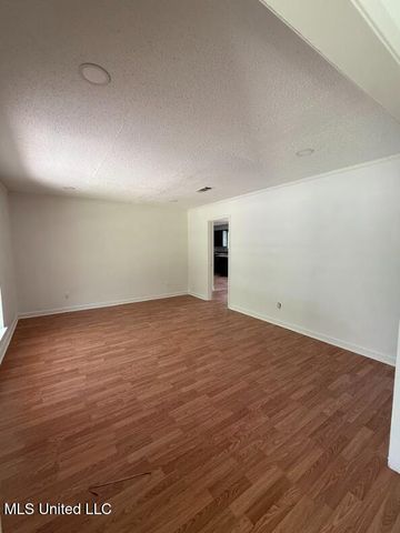 607 Spryfield Road, Jackson, MS 39212