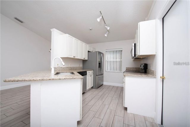 1713 BOXENEY DRIVE, Orlando, FL 32837