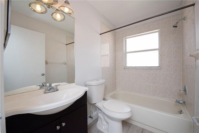 1713 BOXENEY DRIVE, Orlando, FL 32837