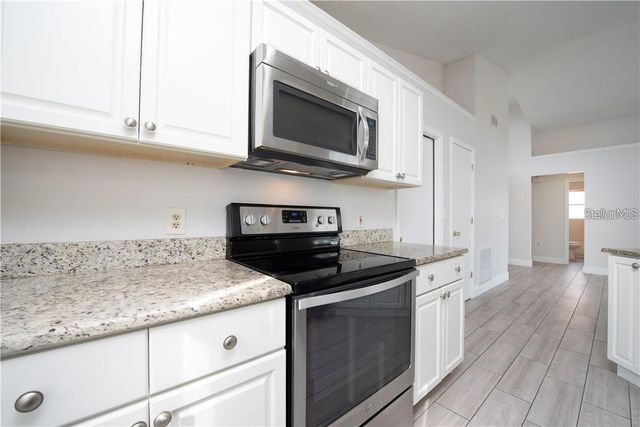 1713 BOXENEY DRIVE, Orlando, FL 32837