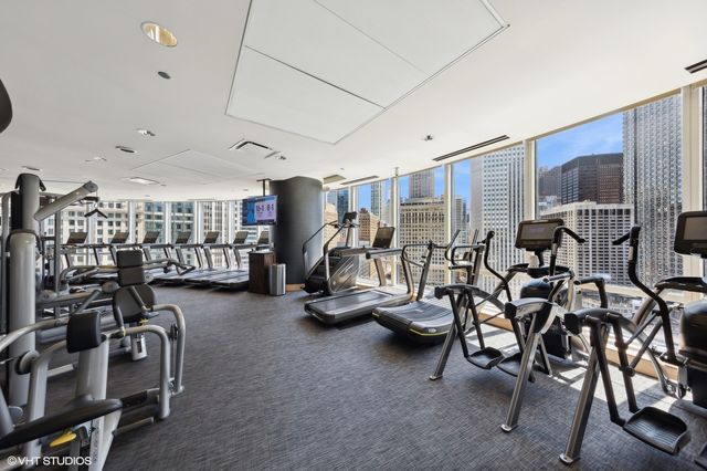 401 N WABASH Street 33A, Chicago, IL 60611