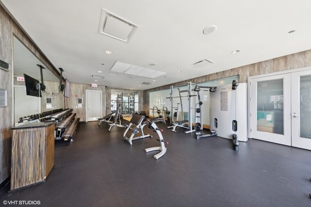 401 N WABASH Street 33A, Chicago, IL 60611