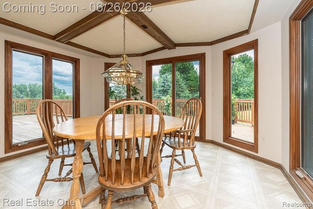 2898 Eagle Drive, Rochester Hills, MI 48309