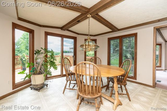 2898 Eagle Drive, Rochester Hills, MI 48309