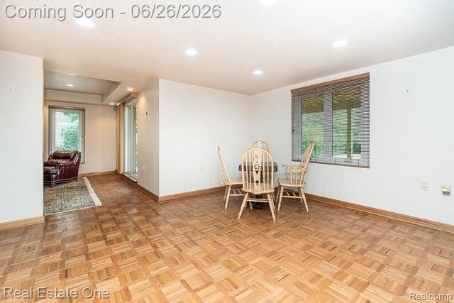 2898 Eagle Drive, Rochester Hills, MI 48309