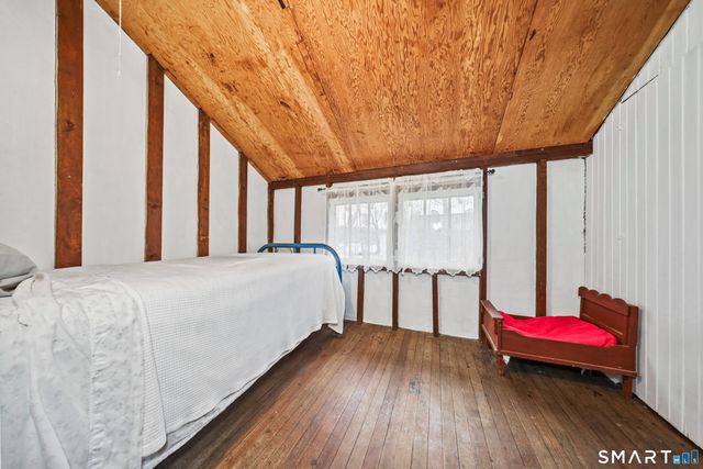 156 Shore Drive, Winchester, CT 06098