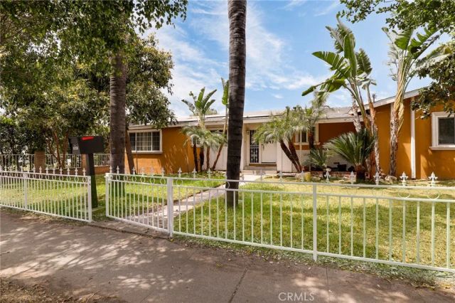 7647 Mason Avenue, Winnetka, CA 91306