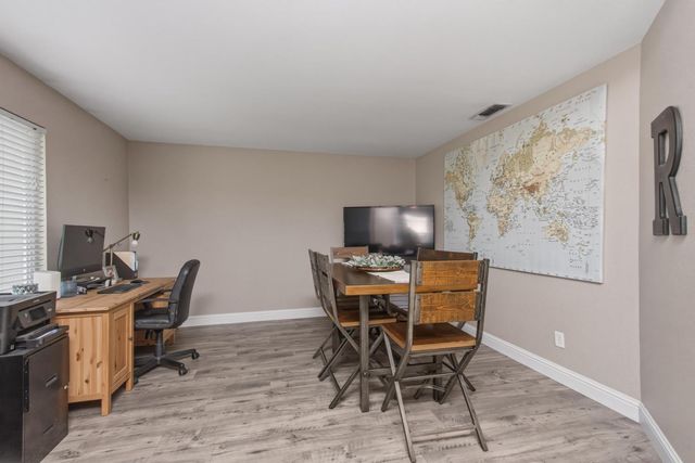 617 Grider Dr, Roseville, CA 95678