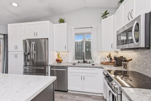 617 Grider Dr, Roseville, CA 95678