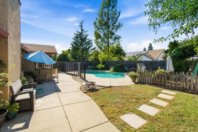 617 Grider Dr, Roseville, CA 95678