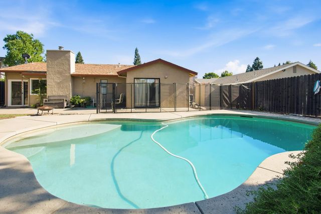 617 Grider Dr, Roseville, CA 95678