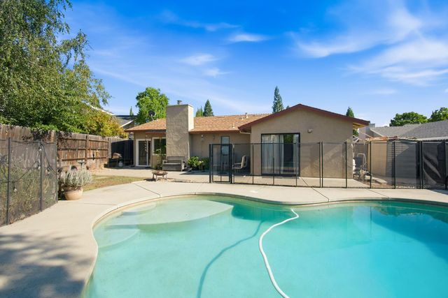 617 Grider Dr, Roseville, CA 95678