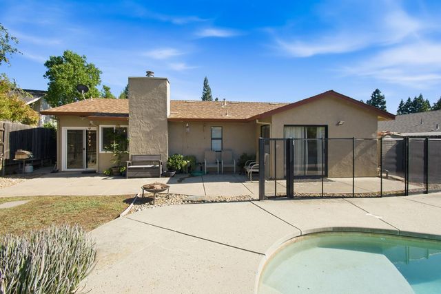 617 Grider Dr, Roseville, CA 95678