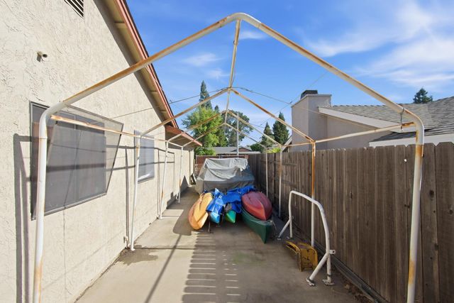 617 Grider Dr, Roseville, CA 95678