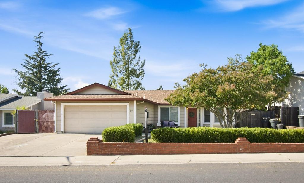 617 Grider Dr, Roseville, CA 95678