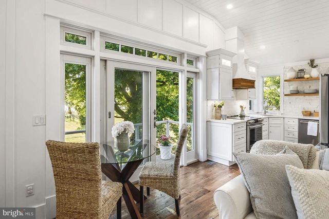 328 BENTONS PLEASURE RD, Chester, MD 21619