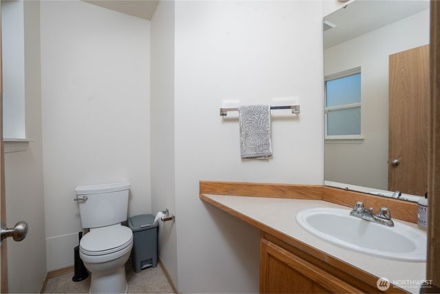 10910 10912 Fruitland Avenue E, Puyallup, WA 98373