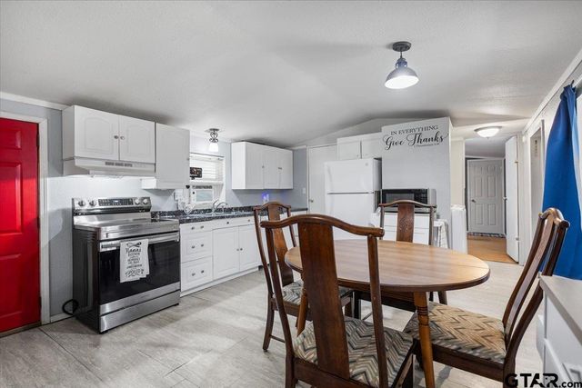 338 Bandera, Bullard, TX 75757