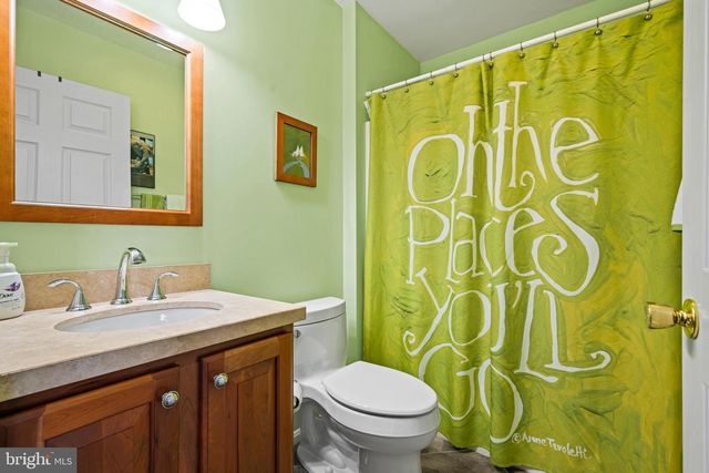 187 N RIVER DR, Pennsville, NJ 08070