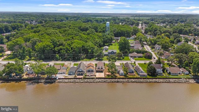 187 N RIVER DR, Pennsville, NJ 08070
