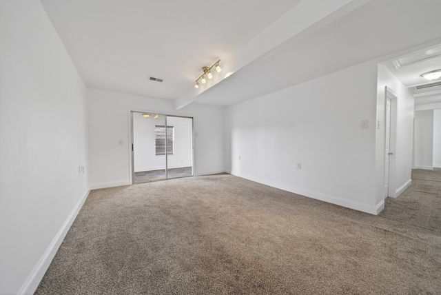 7475 Hartsville Pike, Lebanon, TN 37087