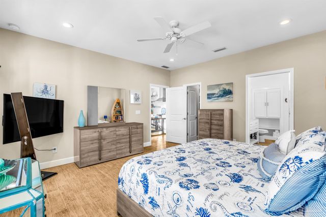 407 S 2nd St, Pensacola, FL 32507