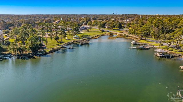 407 S 2nd St, Pensacola, FL 32507