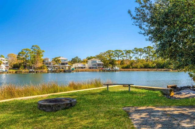 407 S 2nd St, Pensacola, FL 32507