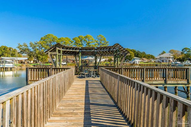 407 S 2nd St, Pensacola, FL 32507