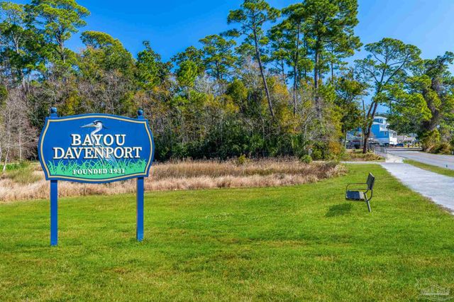 407 S 2nd St, Pensacola, FL 32507