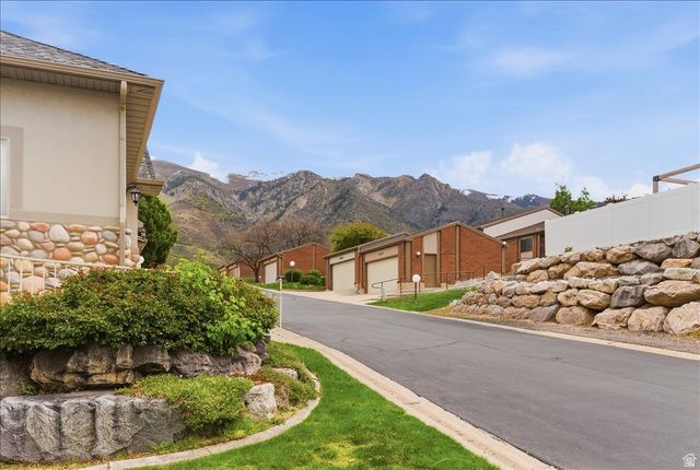 2493 E 1900 N, Layton, UT 84040