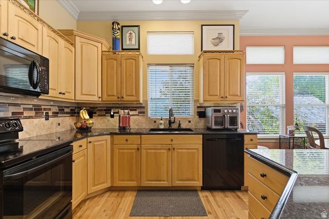2493 E 1900 N, Layton, UT 84040
