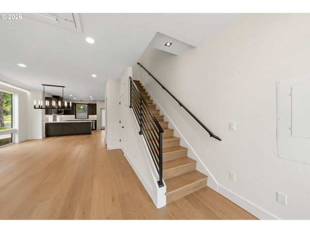 3996 Ne 35TH Ave, Portland, OR 97212