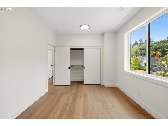 3996 Ne 35TH Ave, Portland, OR 97212