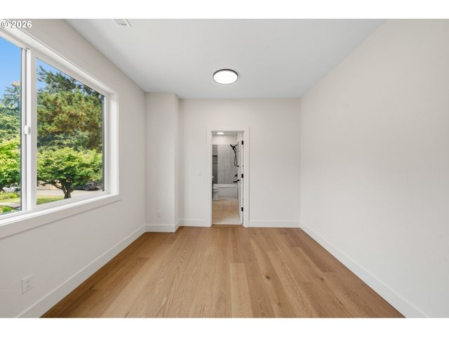 3996 Ne 35TH Ave, Portland, OR 97212
