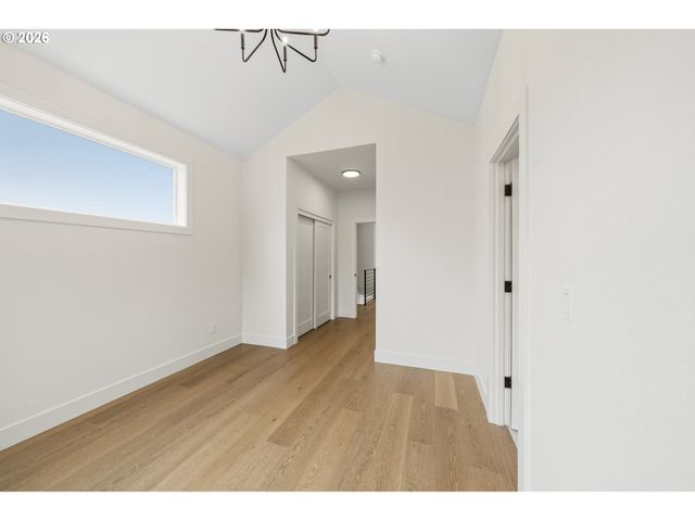 3996 Ne 35TH Ave, Portland, OR 97212